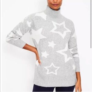 Lou & grey starstruck mock neck turtleneck star sweater in pebble grey heather M